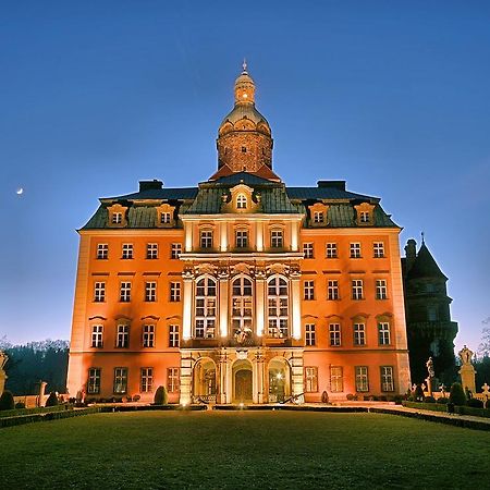 Hotel Zamkowy Валбжих Екстериор снимка