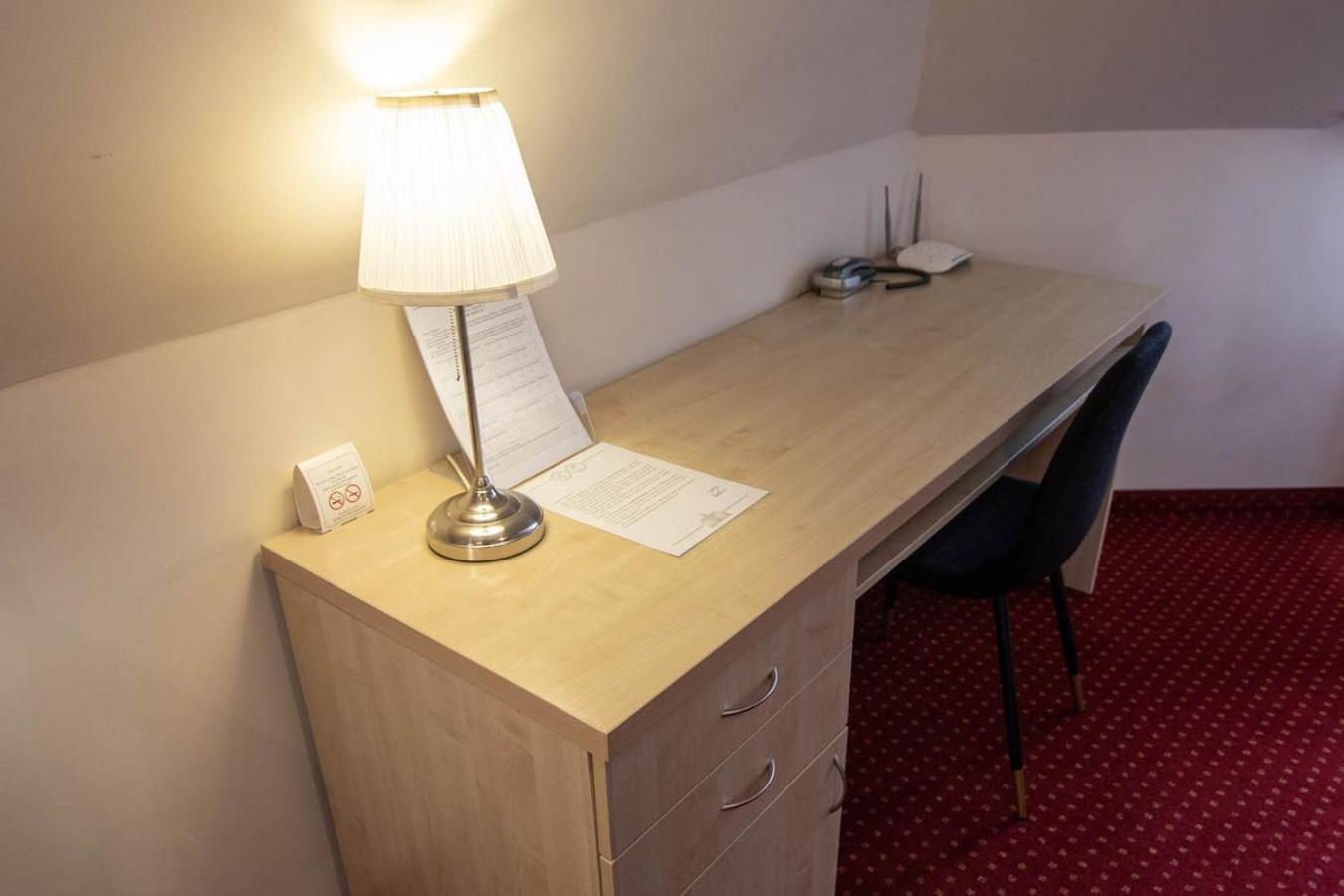 Hotel Zamkowy Валбжих Екстериор снимка