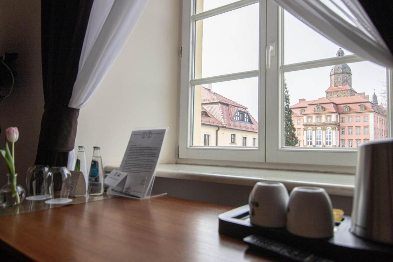 Hotel Zamkowy Валбжих Екстериор снимка