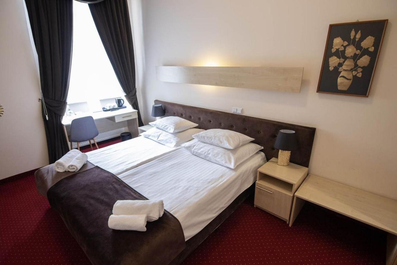 Hotel Zamkowy Валбжих Екстериор снимка