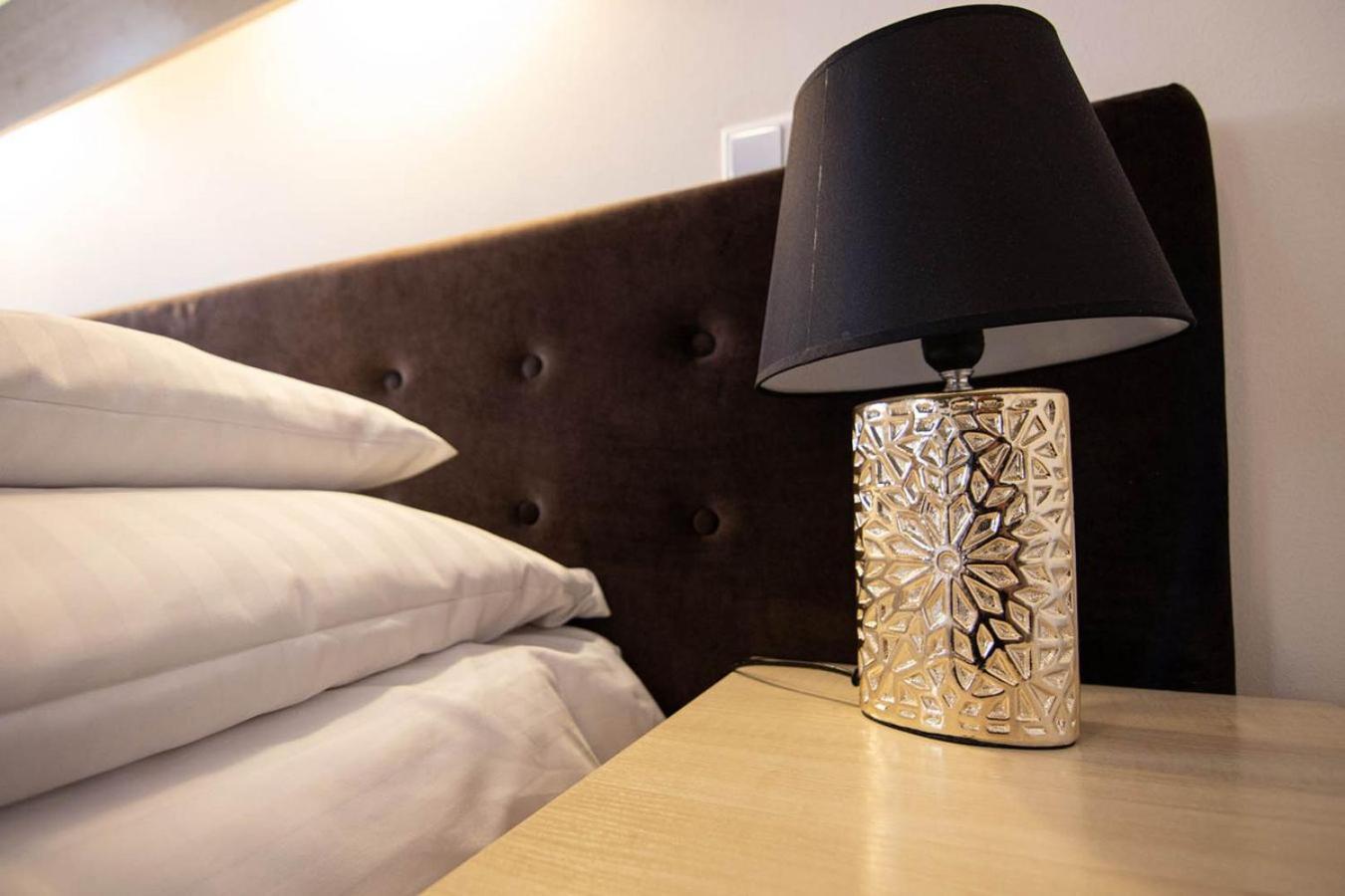 Hotel Zamkowy Валбжих Екстериор снимка