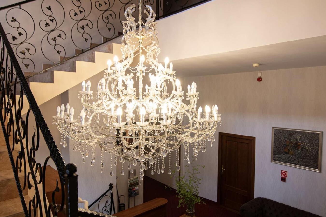 Hotel Zamkowy Валбжих Екстериор снимка