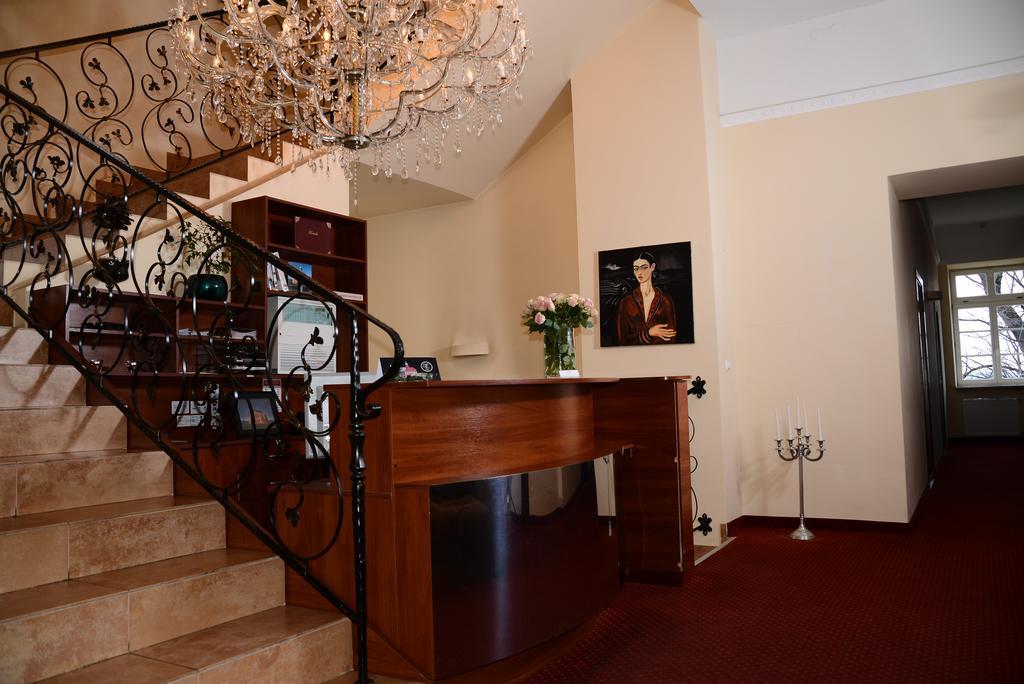 Hotel Zamkowy Валбжих Екстериор снимка